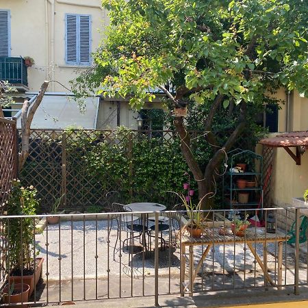 Appartamento Indipendente Con Giardino Fralu فلورنس المظهر الخارجي الصورة